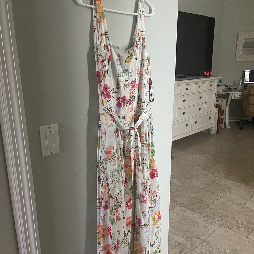 Floral Sleeveless dress - Picture 2 of 4